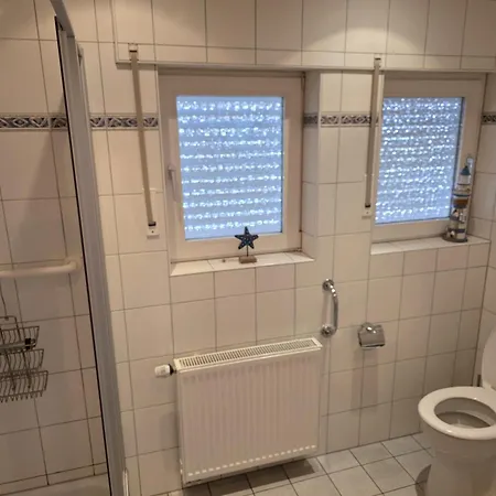 Apartment Wal *